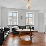 6 Bedroom Gorgeous In