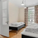 6 Bedroom Gorgeous In Сasa de vacaciones *