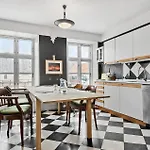 6 Bedroom Gorgeous In