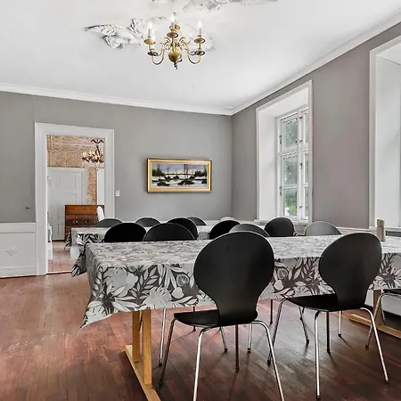 6 Bedroom Gorgeous In Сasa de vacaciones Skanderborg