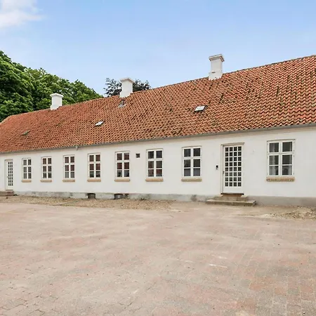 6 Bedroom Gorgeous In Дом отдыха