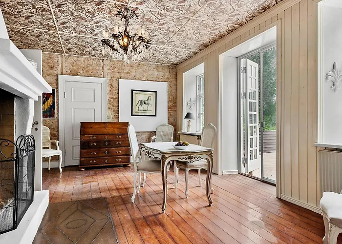 6 Bedroom Gorgeous In * Сканнерборг